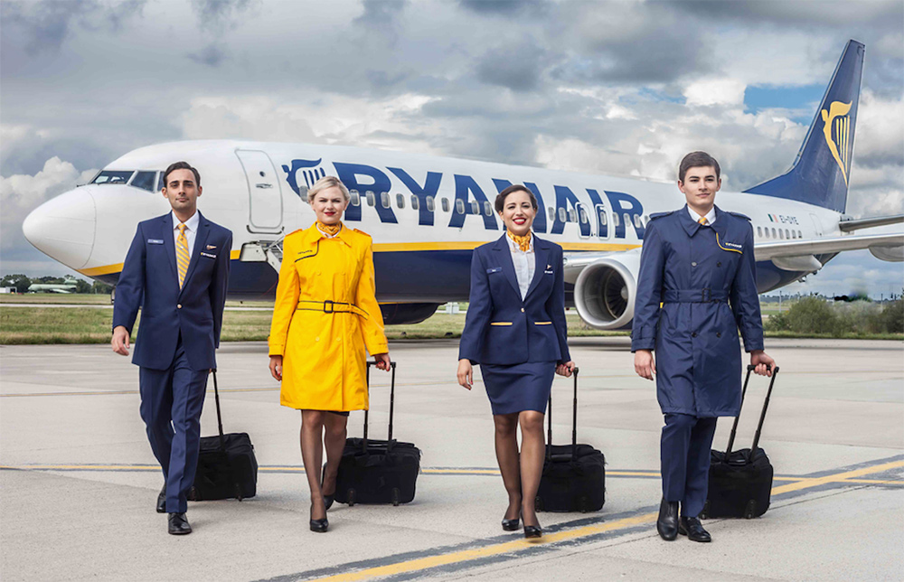 Ryanair Busca Tripulantes De Cabina En España