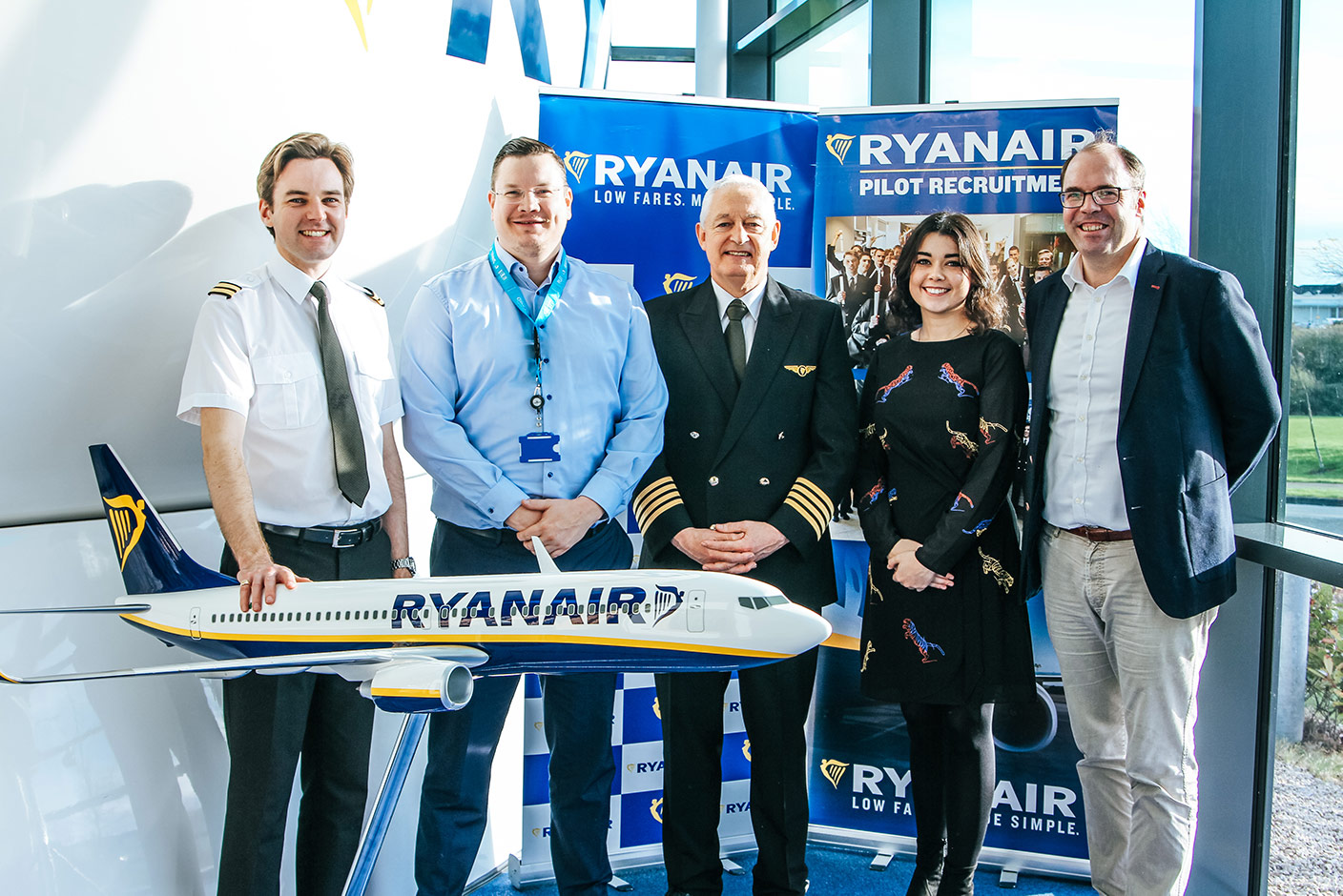 Ryanair Lance Un Nouveau Programme De Formation De Pilotes Avec Sky4u Ato*
