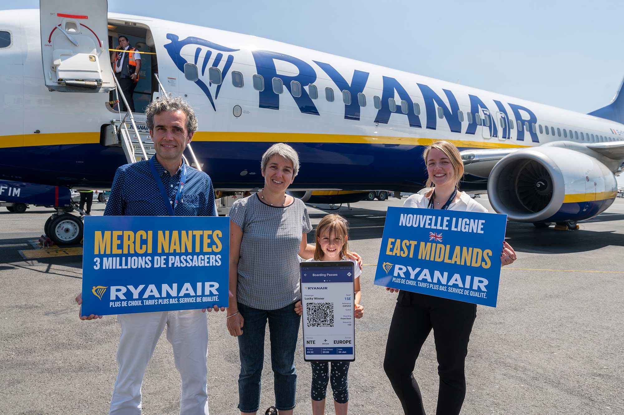 Ryanair Celebrates 3m Passengers In Nantes First Flight To East Midlands Takes Off