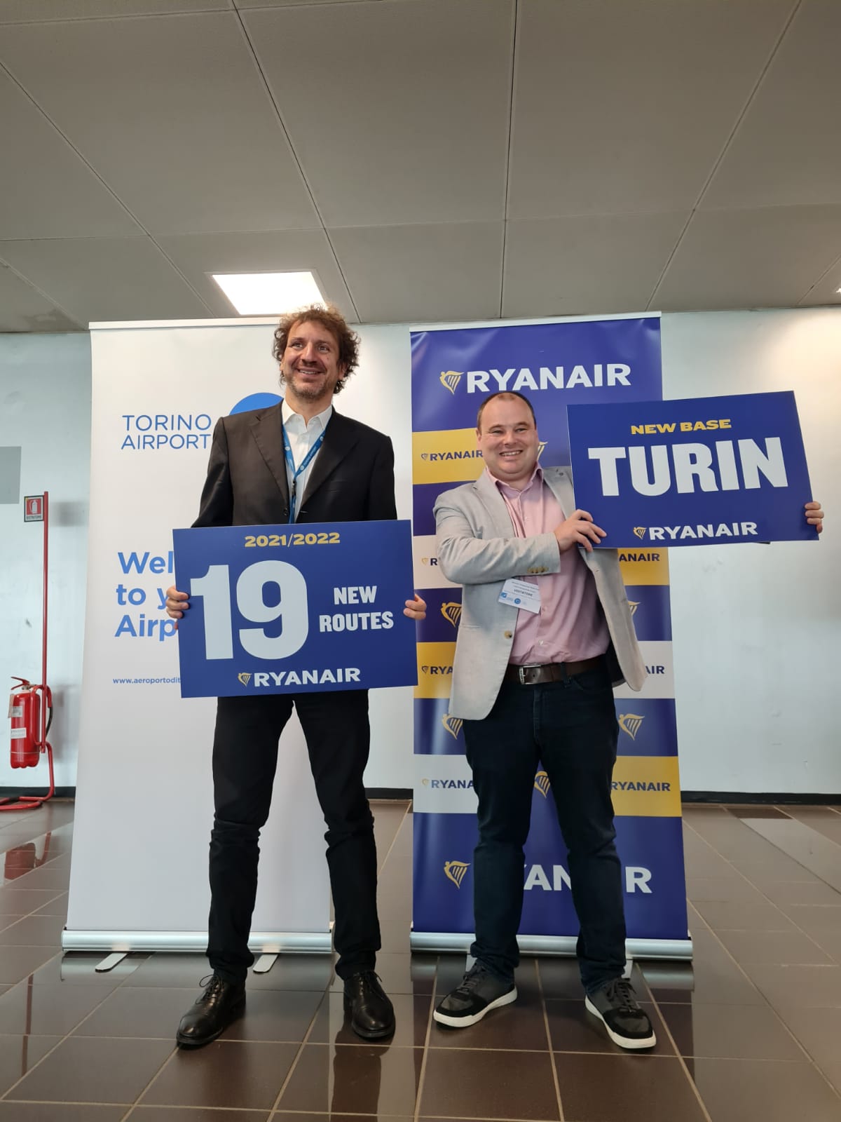 Ryanair Celebrates The Opening Of Its New Turin Base & Launches S22 Schedule