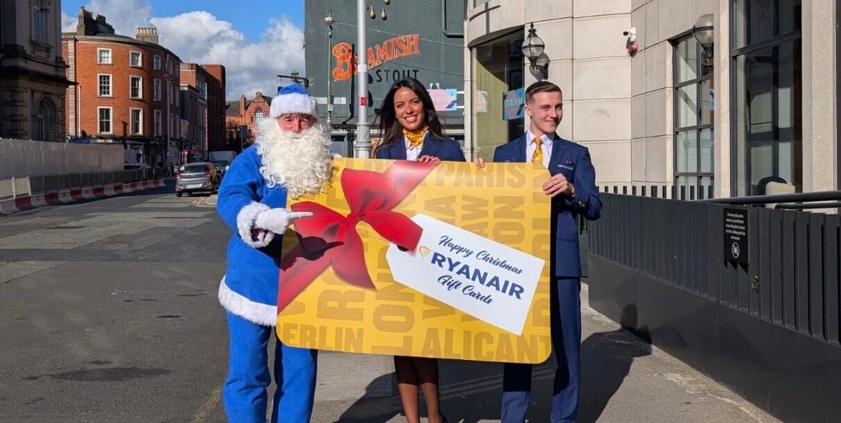 RYANAIR LAUNCHES RECORD DUBLIN W25 SCHEDULE