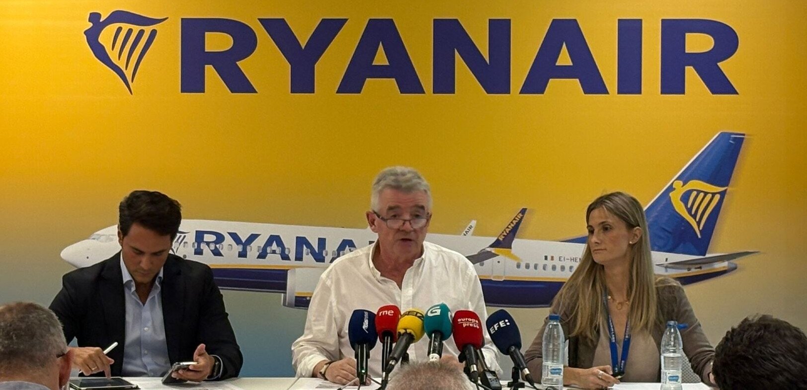RYANAIR CUTS 1.2M SEATS FOR S26 FROM REGIONAL SPAIN & CLOSES ALL ASTURIAS FLIGHTS, AS GOVT FAILS TO STOP AENA MONOPOLY FEE RISES, OR BUSTINDUY’S ILLEGAL BAG FINES